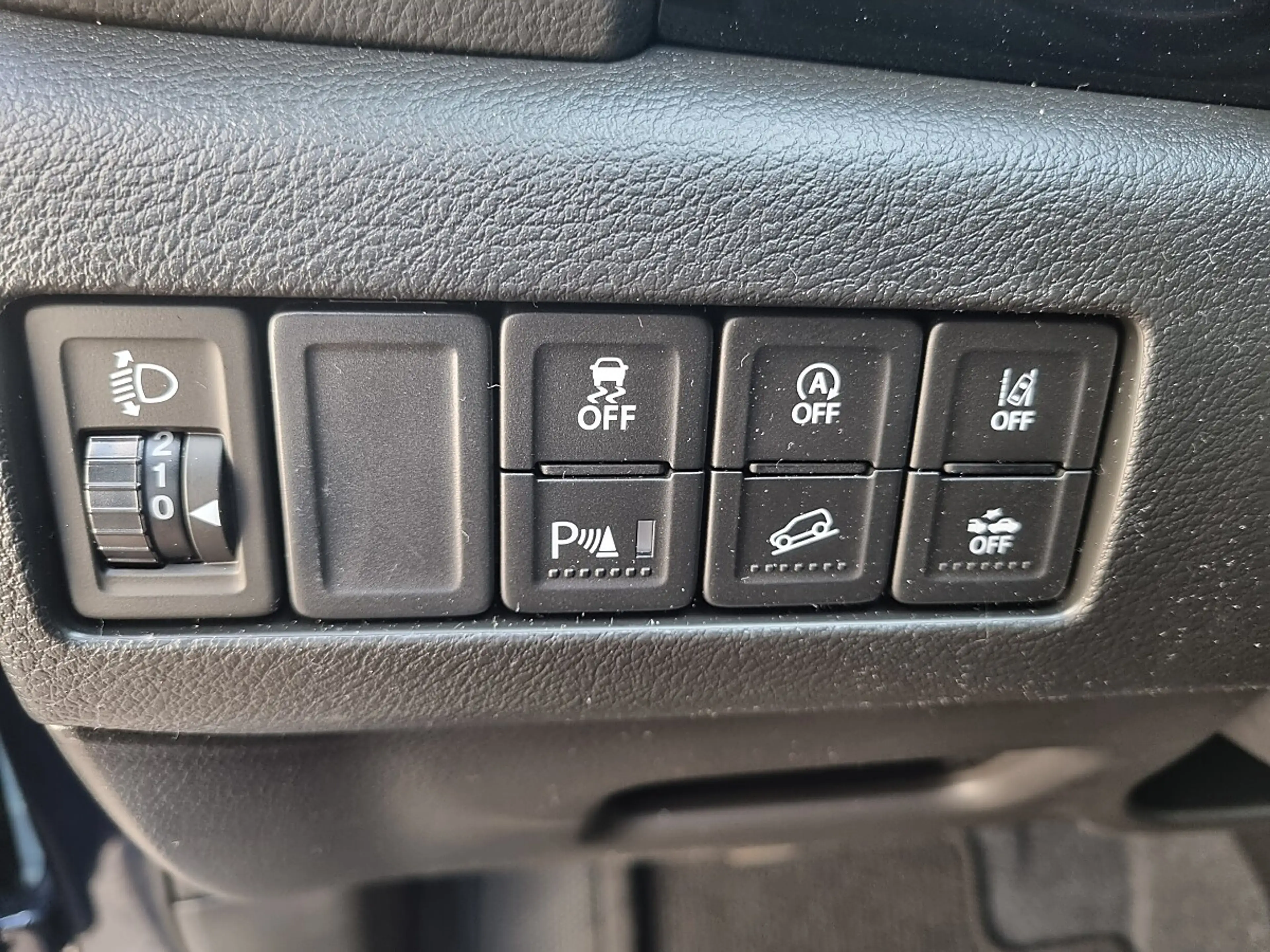 Suzuki Vitara 1,4 Hybrid ALLGRIP flash — photo 11
