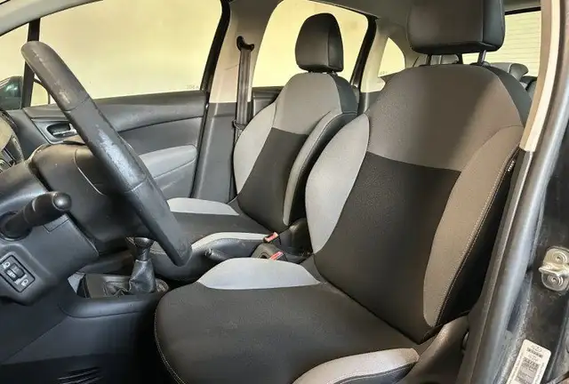 Citroen C3 view 12