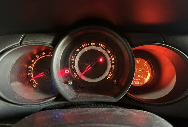 Citroen C3 view 11