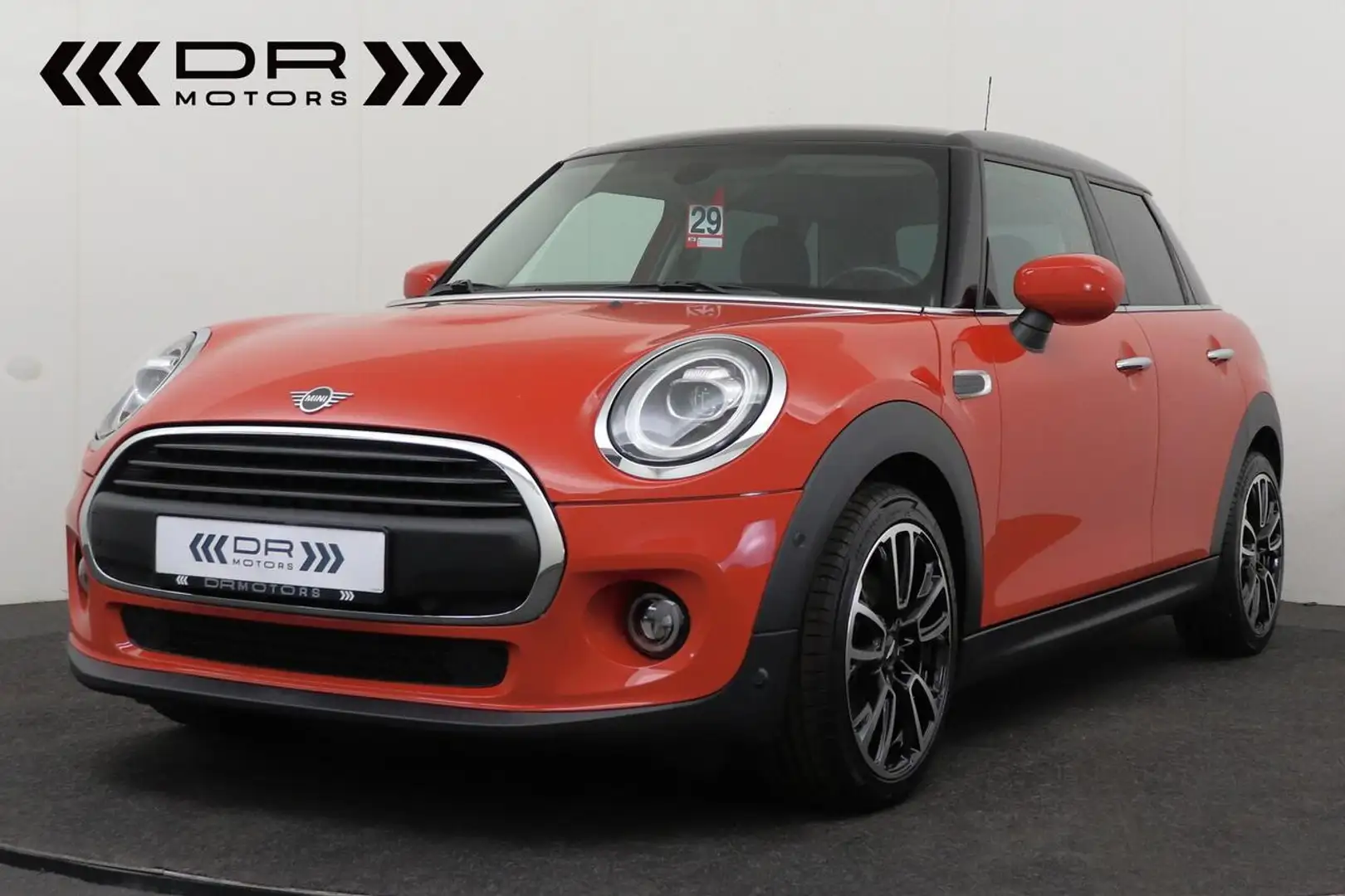 MINI Cooper 1.5i ONE - NAVI - LED - LEDER Oranje - 1