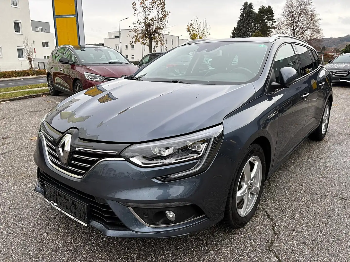 Renault Megane Mégane Grandtour Bose Energy dCi 130 **Led/Navi... Gris - 1