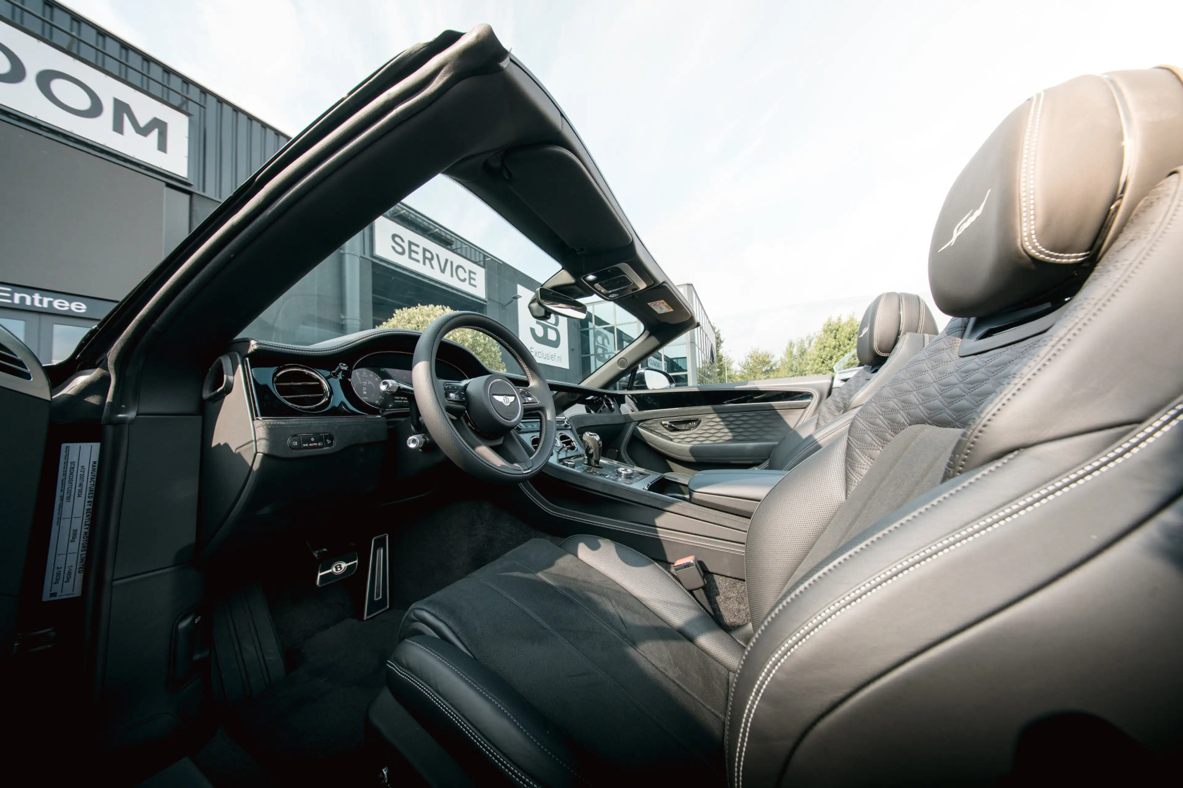 Bentley Continental GTC 4.0 V8 Hybrid Speed | Akrapovič | — photo 14
