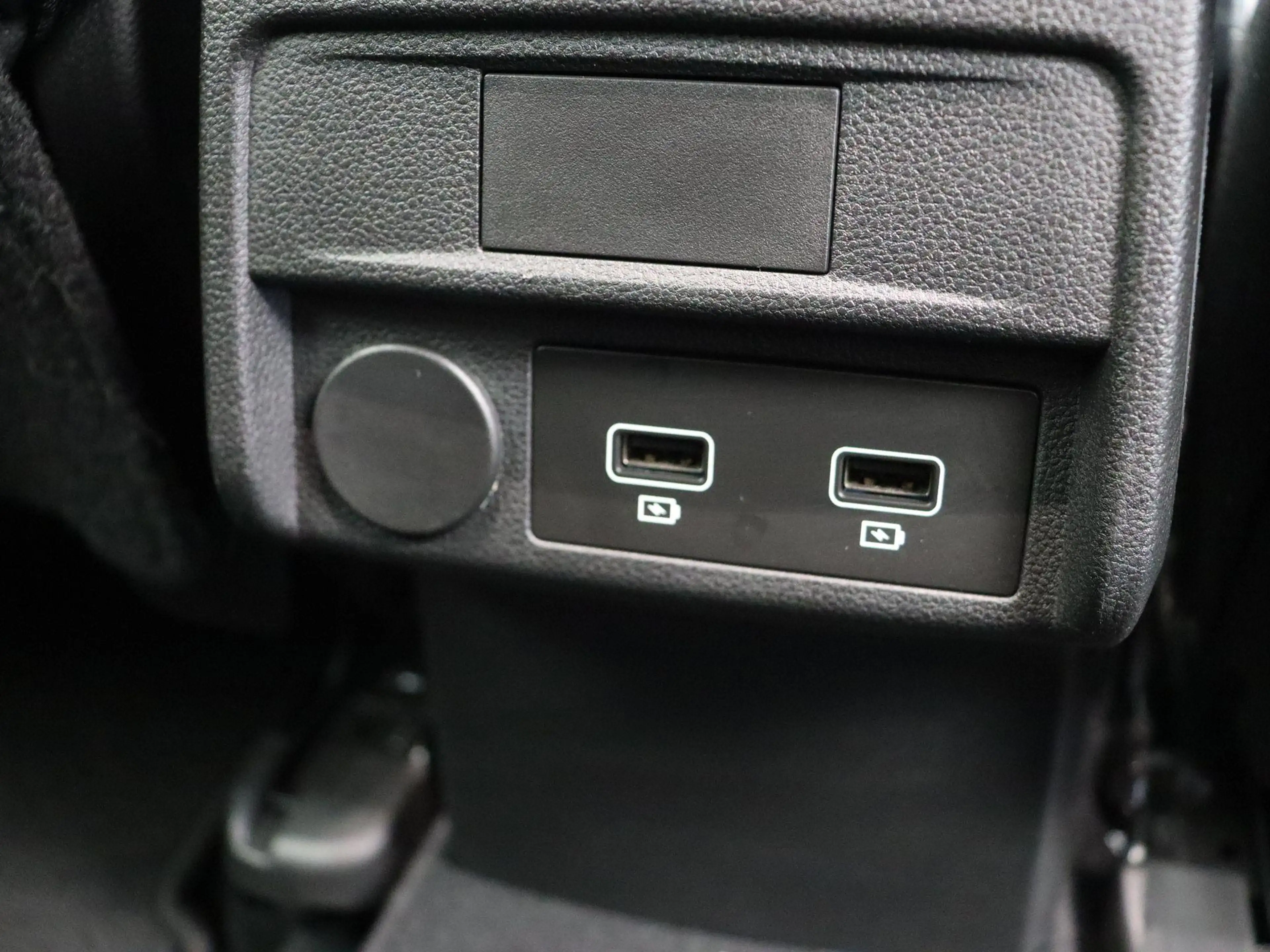 Renault Arkana 1.6 E-Tech Hybrid 145 Intens | Climate control | S — photo 4