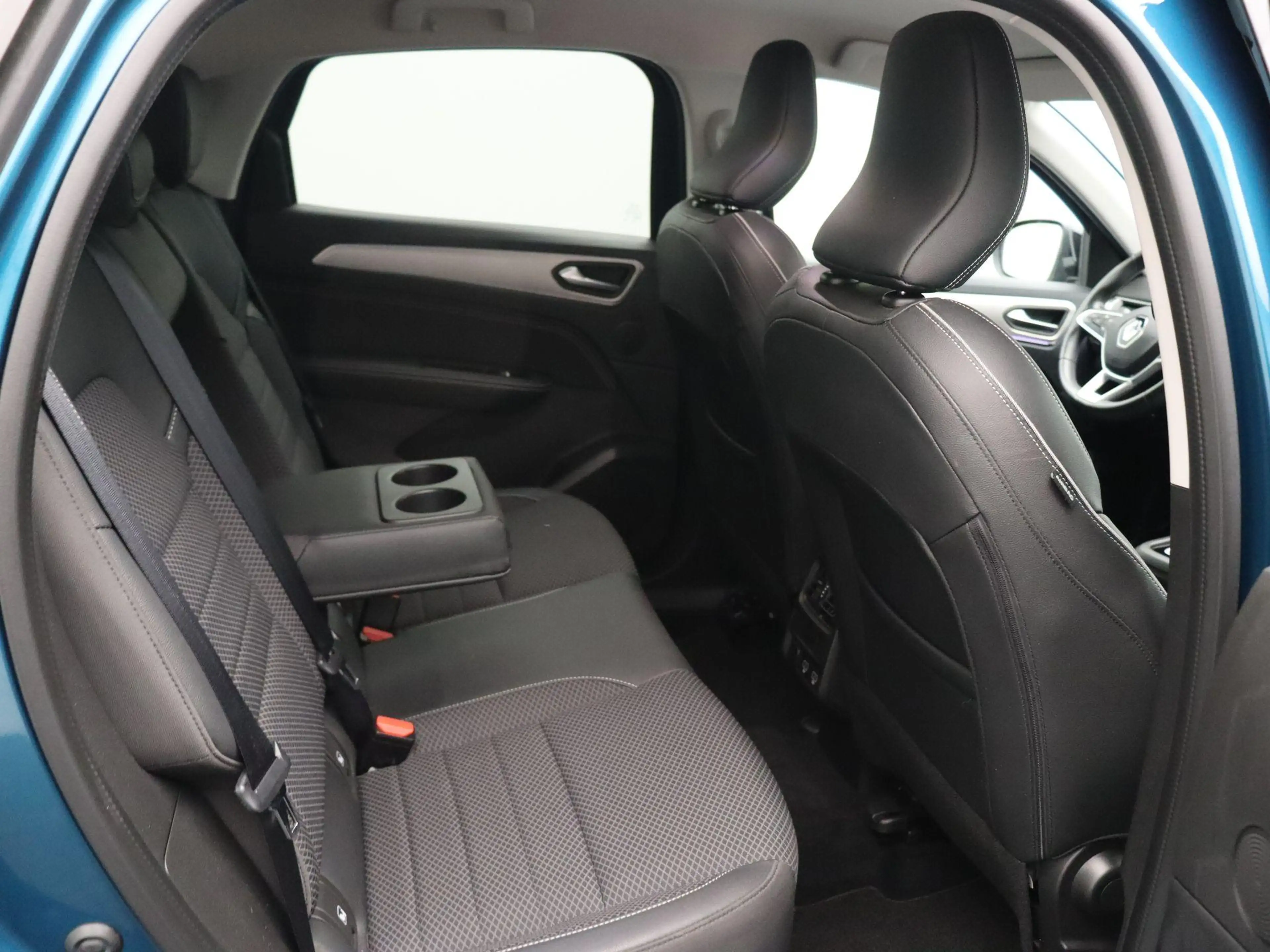 Renault Arkana 1.6 E-Tech Hybrid 145 Intens | Climate control | S — photo 8