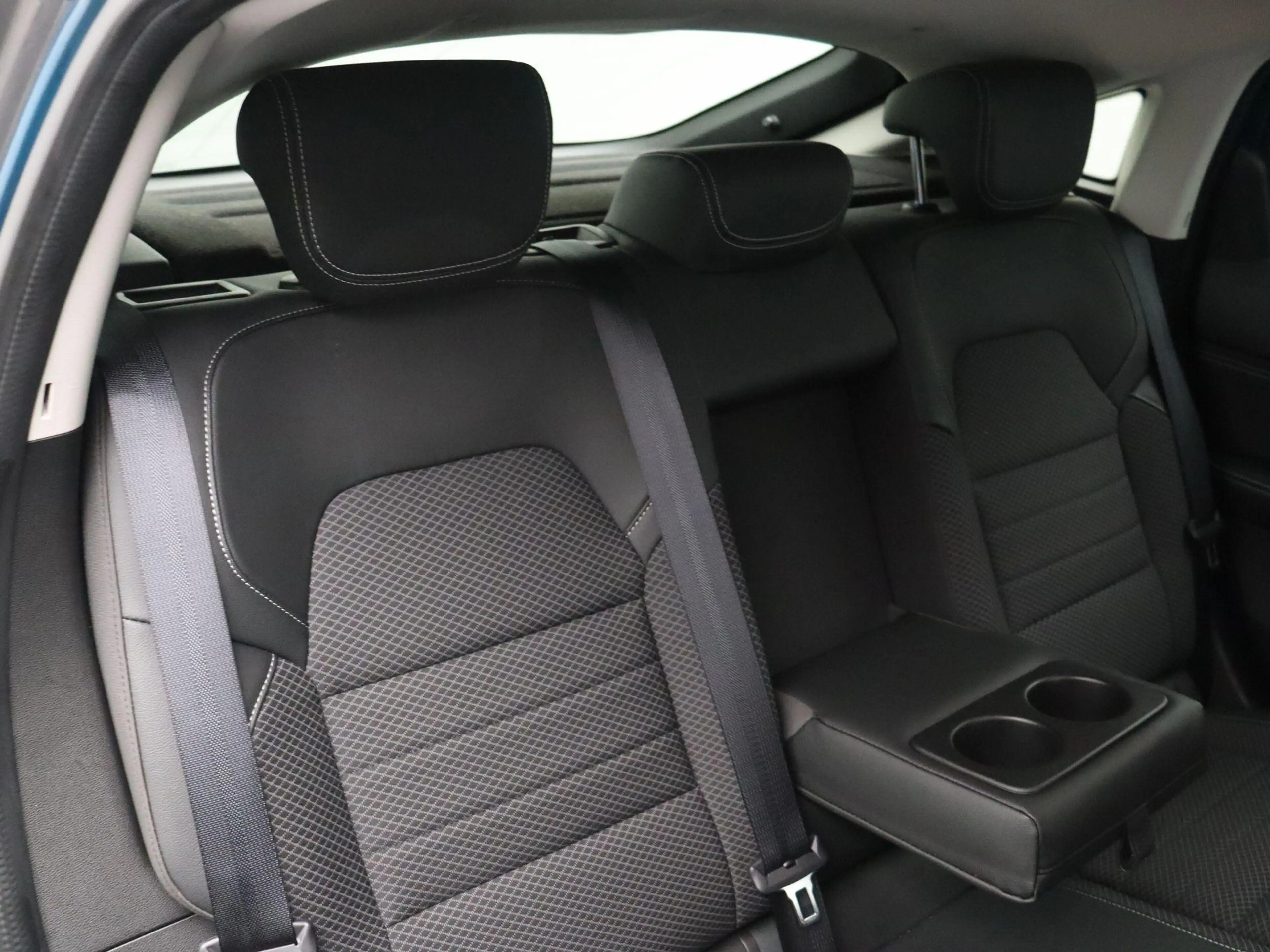 Renault Arkana 1.6 E-Tech Hybrid 145 Intens | Climate control | S — photo 9