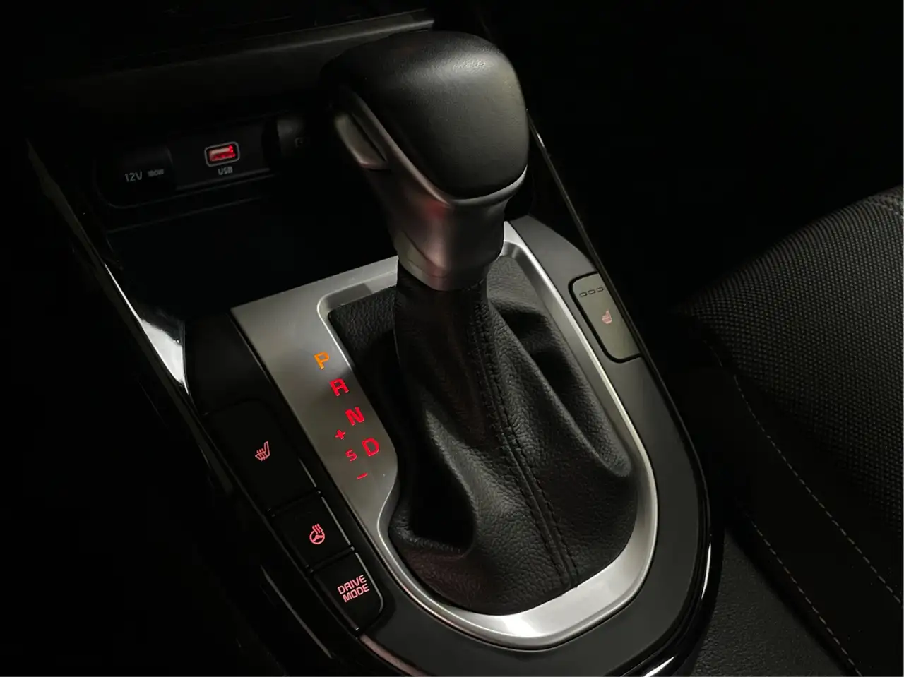 Kia Forte снимка Kia Forte