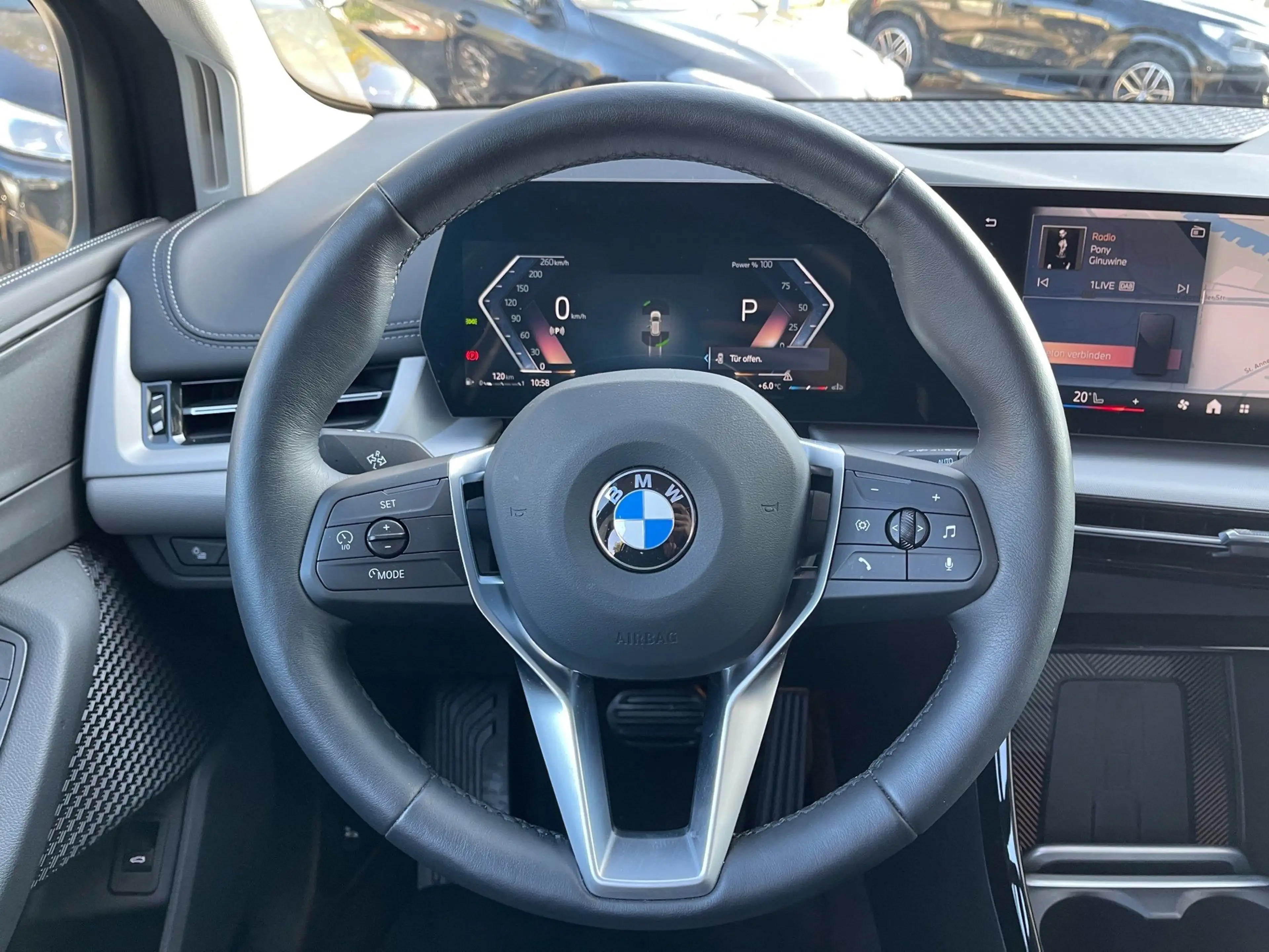 BMW 220 i Active Tourer || AHK adapt.LED Keyless — photo 8
