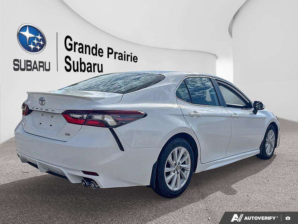 2022 Toyota Camry SE — снимка 1
