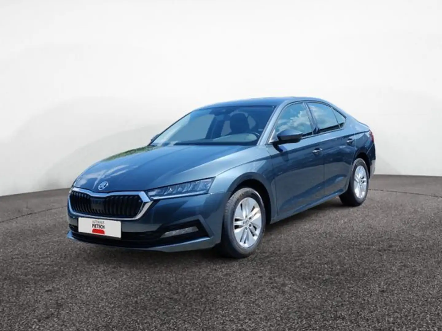 Skoda Octavia 2.0 TDI Active LED AHK SmartLink Grau - 2
