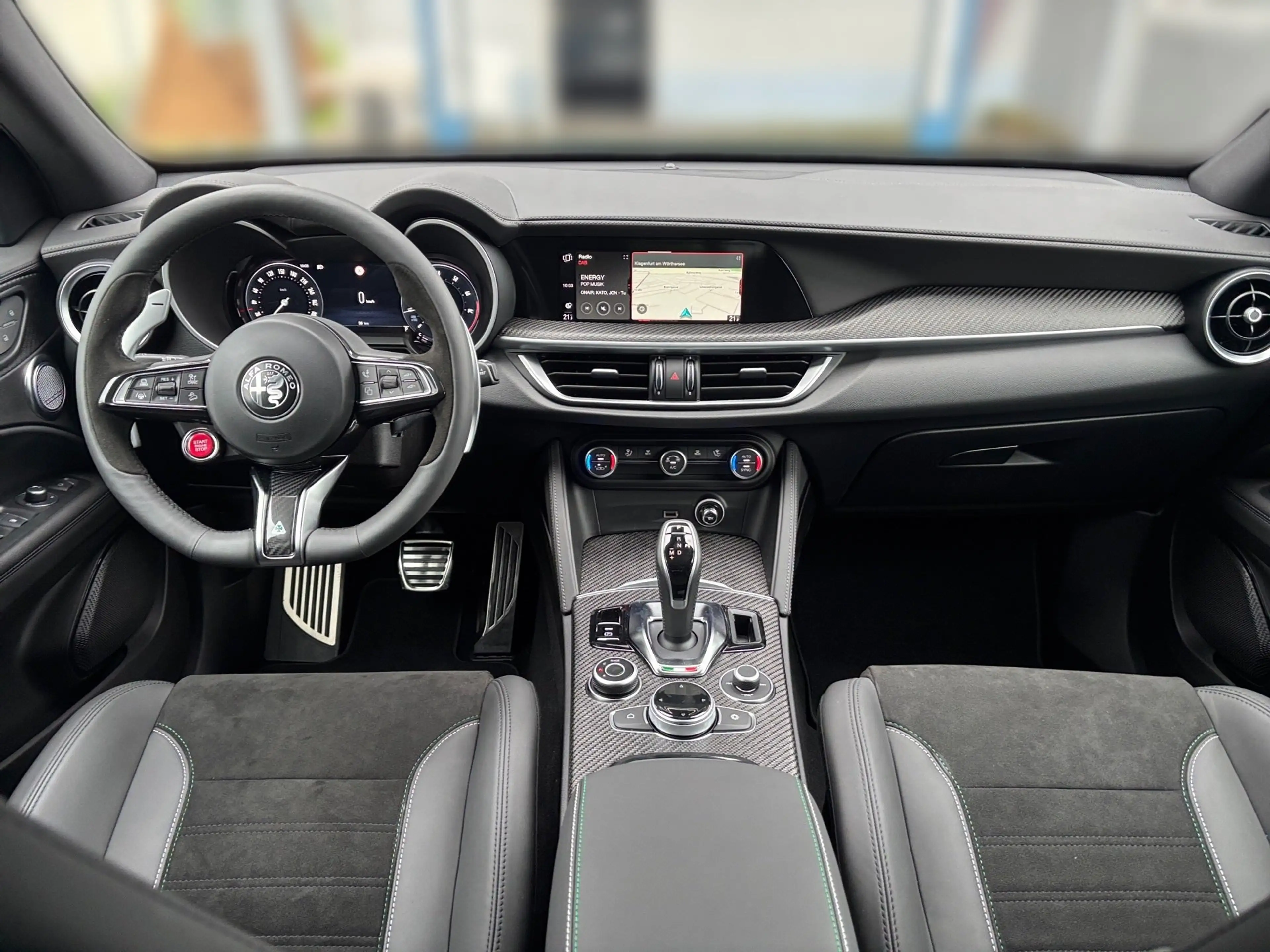 Alfa Romeo Stelvio 2.9 V6 Bi-Turbo Quadrifoglio Q4 2xKlima — photo 11