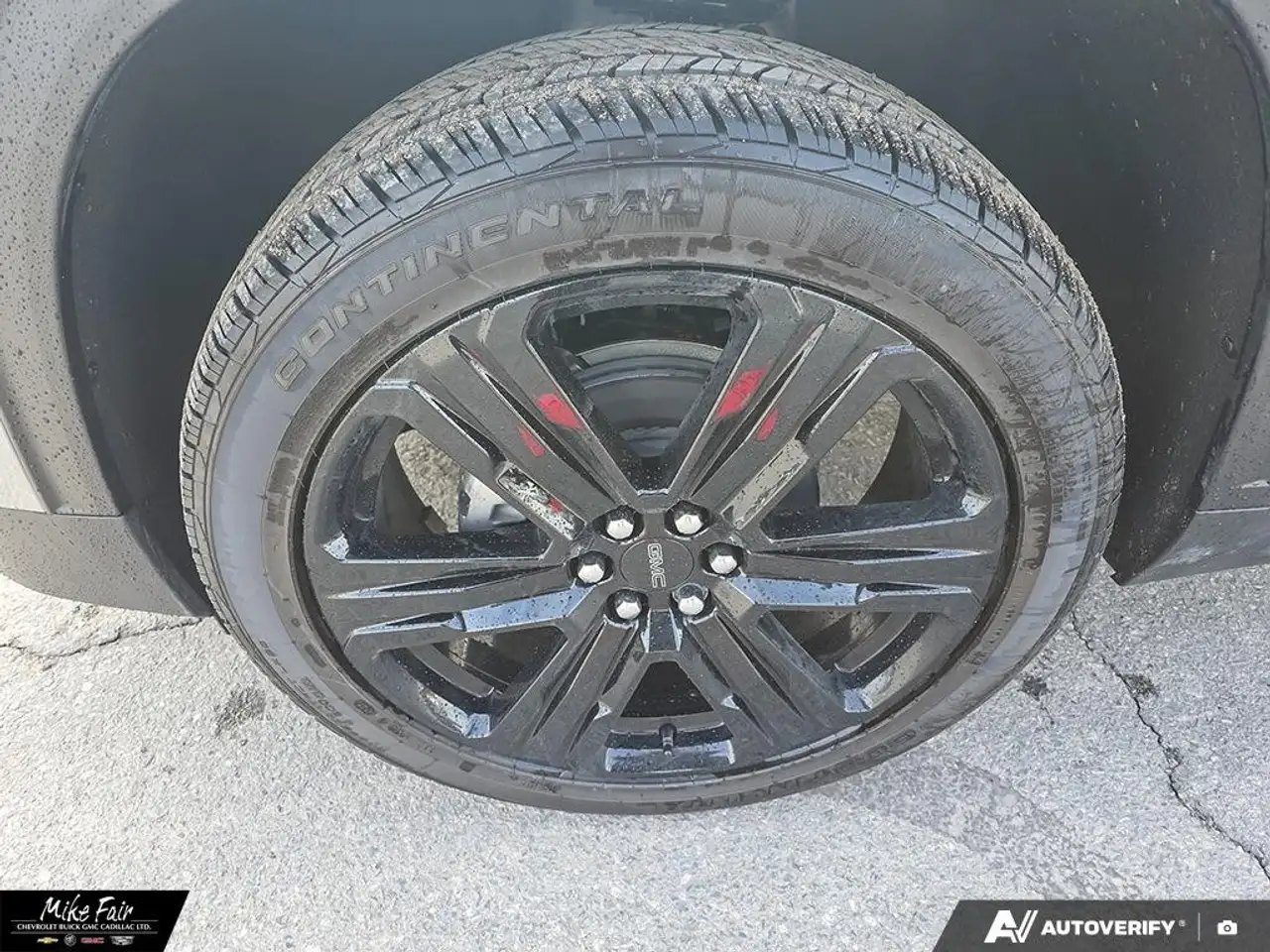 GMC Acadia снимка GMC Acadia
