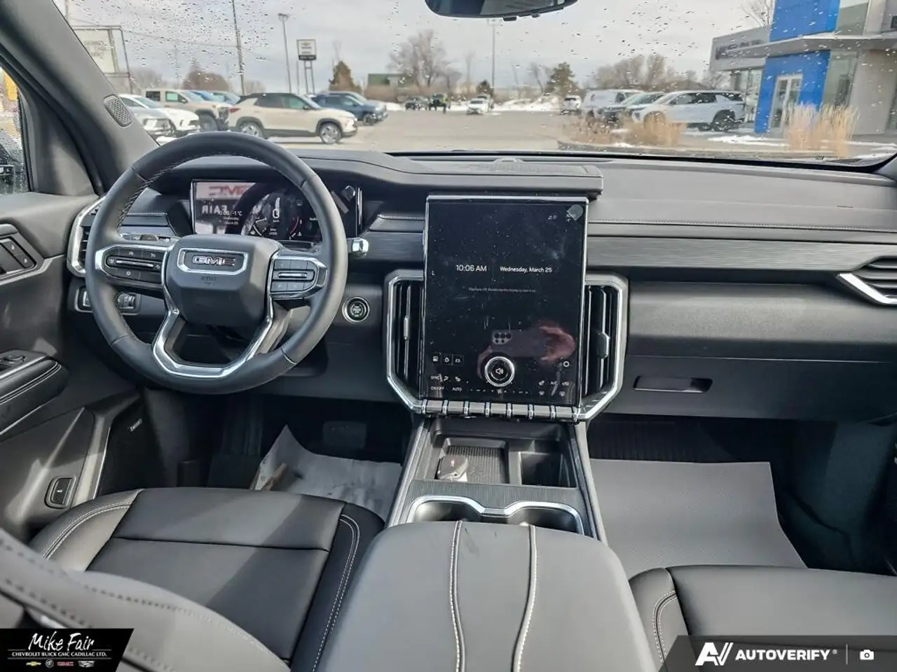 GMC Acadia снимка GMC Acadia