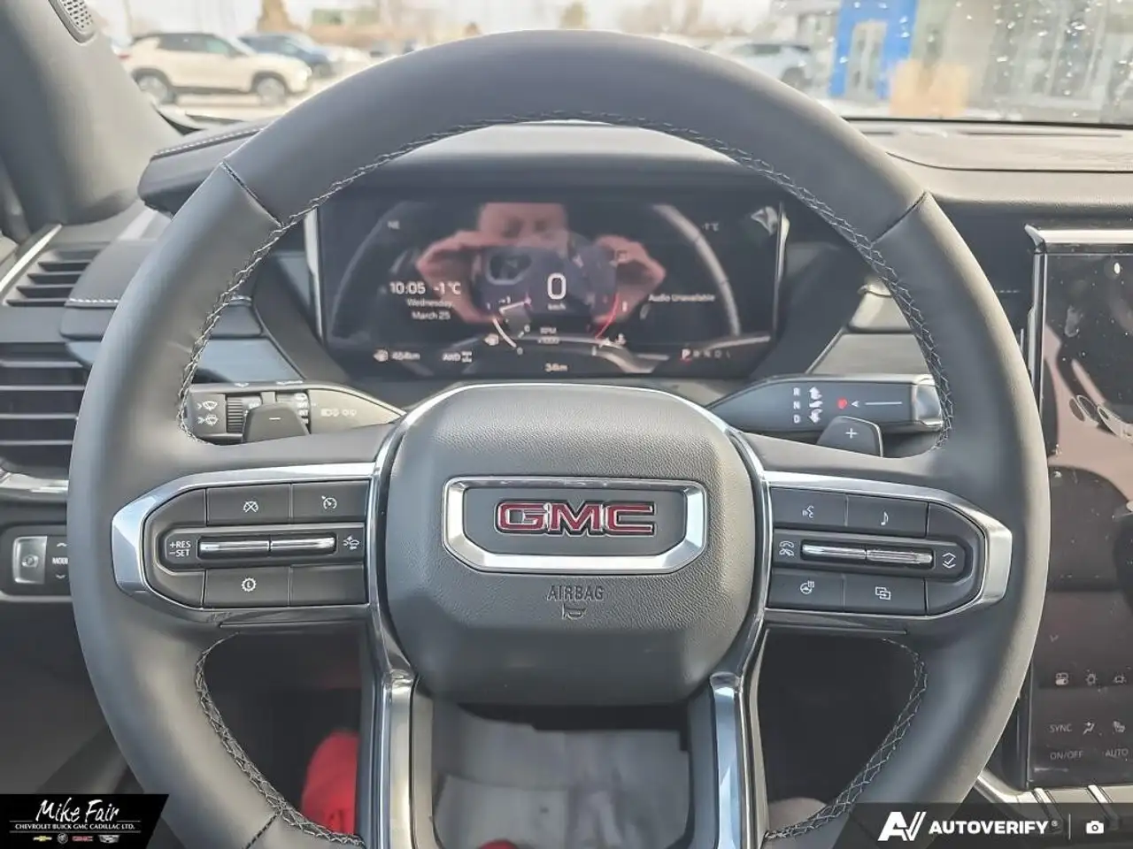 GMC Acadia снимка GMC Acadia