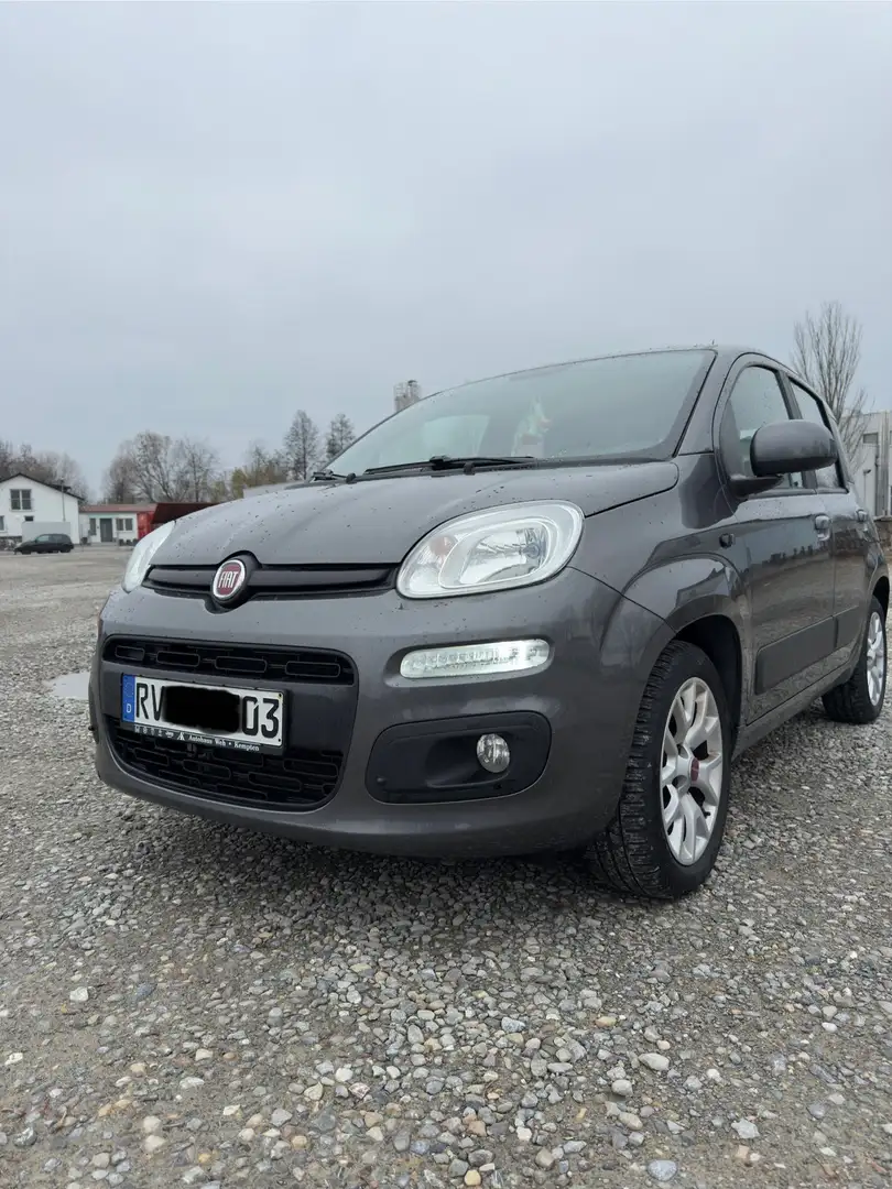 Fiat Panda 1.2 Lounge Grau - 1