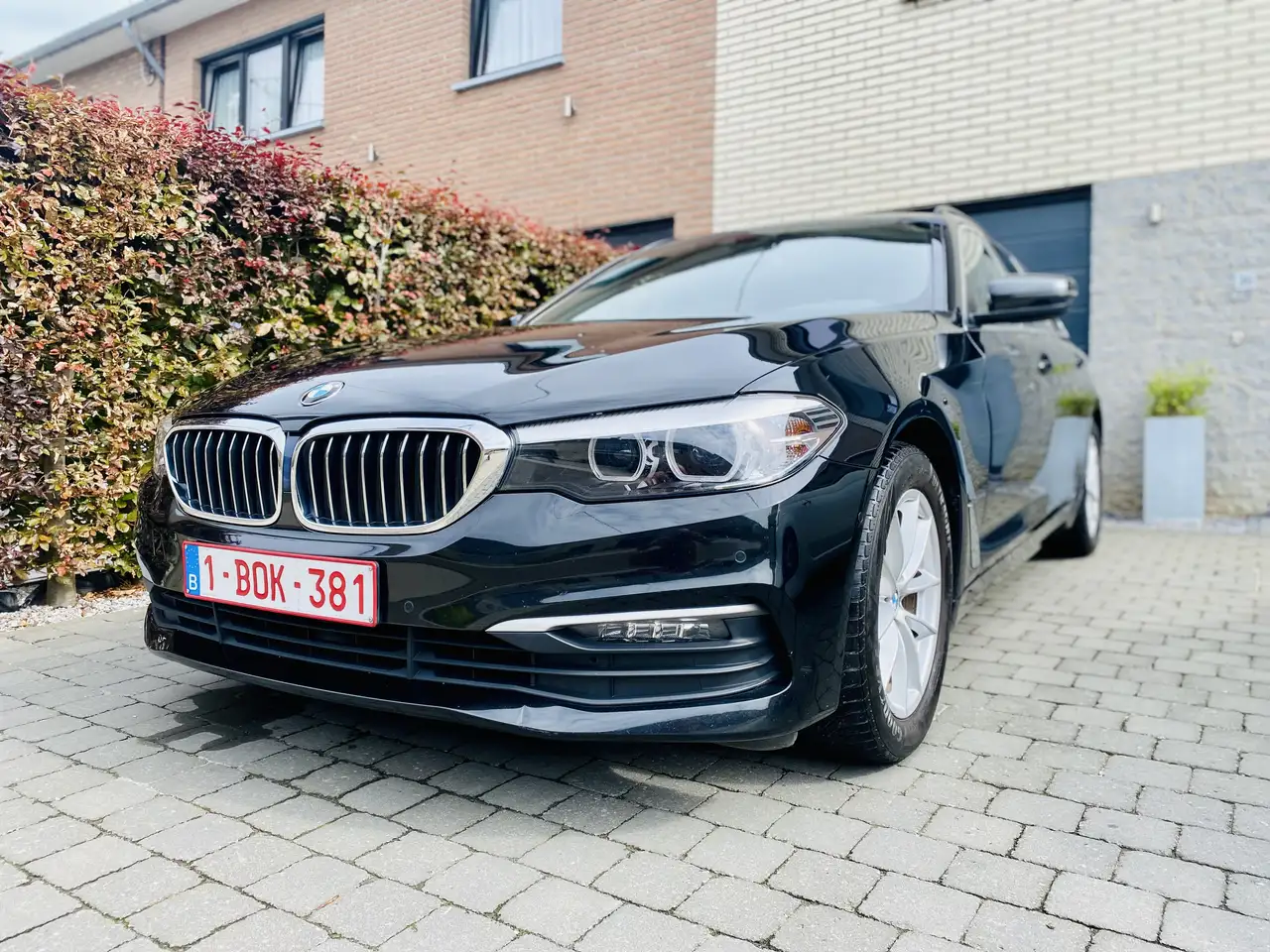 BMW 518