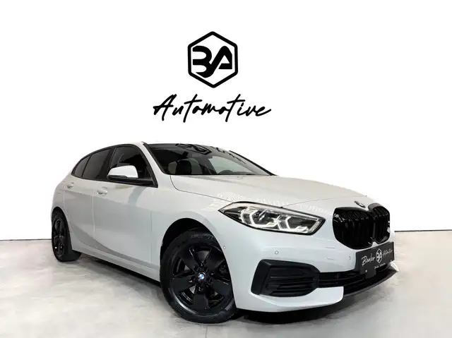 BMW 118 118iA | Look M | CAMÉRA | CARPLAY | FULL LED