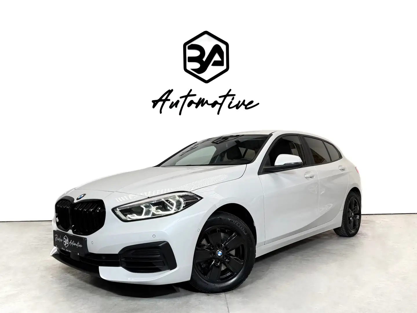 BMW 118 118iA | Look M | CAMÉRA | CARPLAY | FULL LED - 2