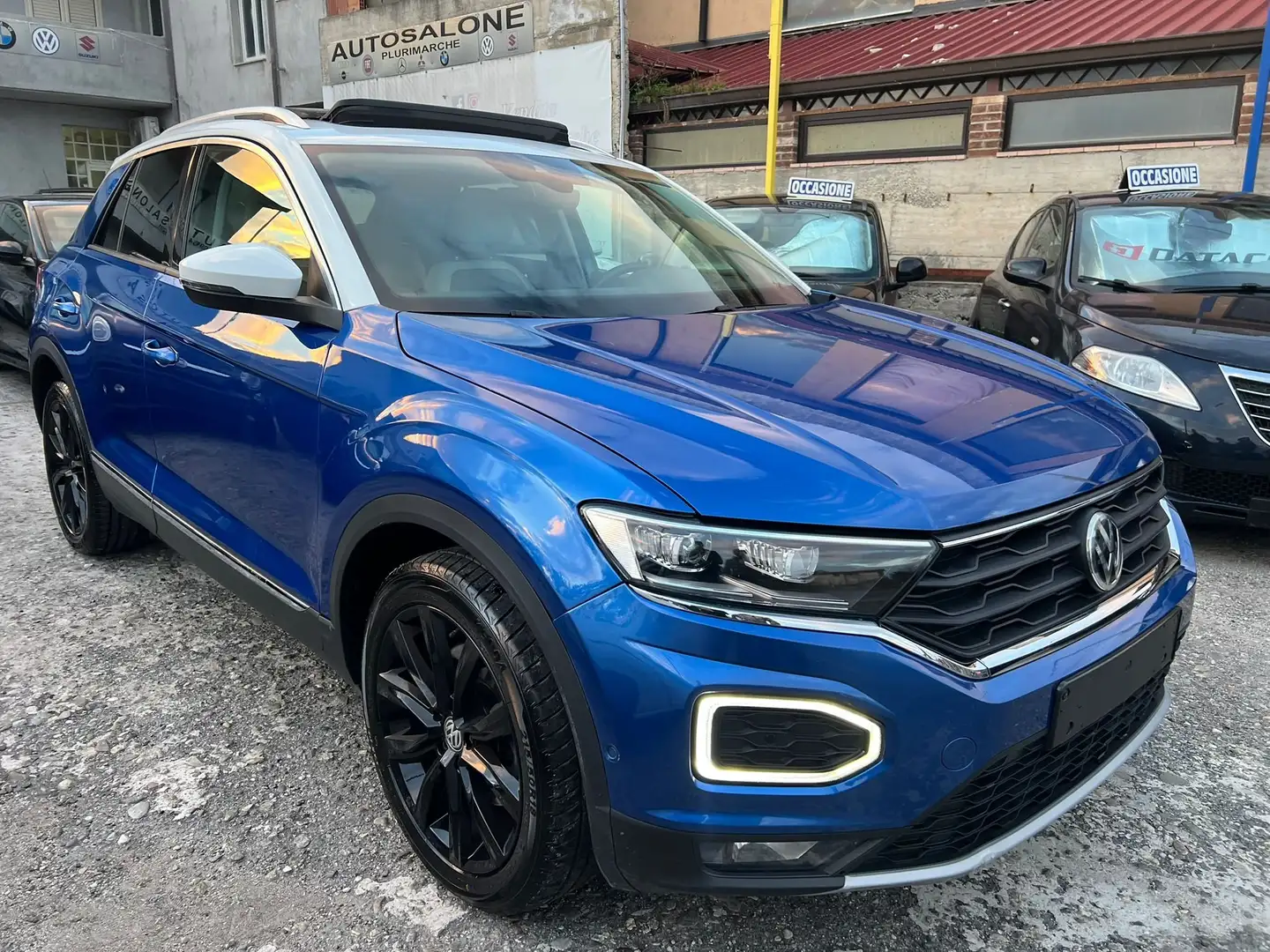 Volkswagen T-Roc T-Roc 2.0 tdi Style 4motion dsg Blu/Azzurro - 1