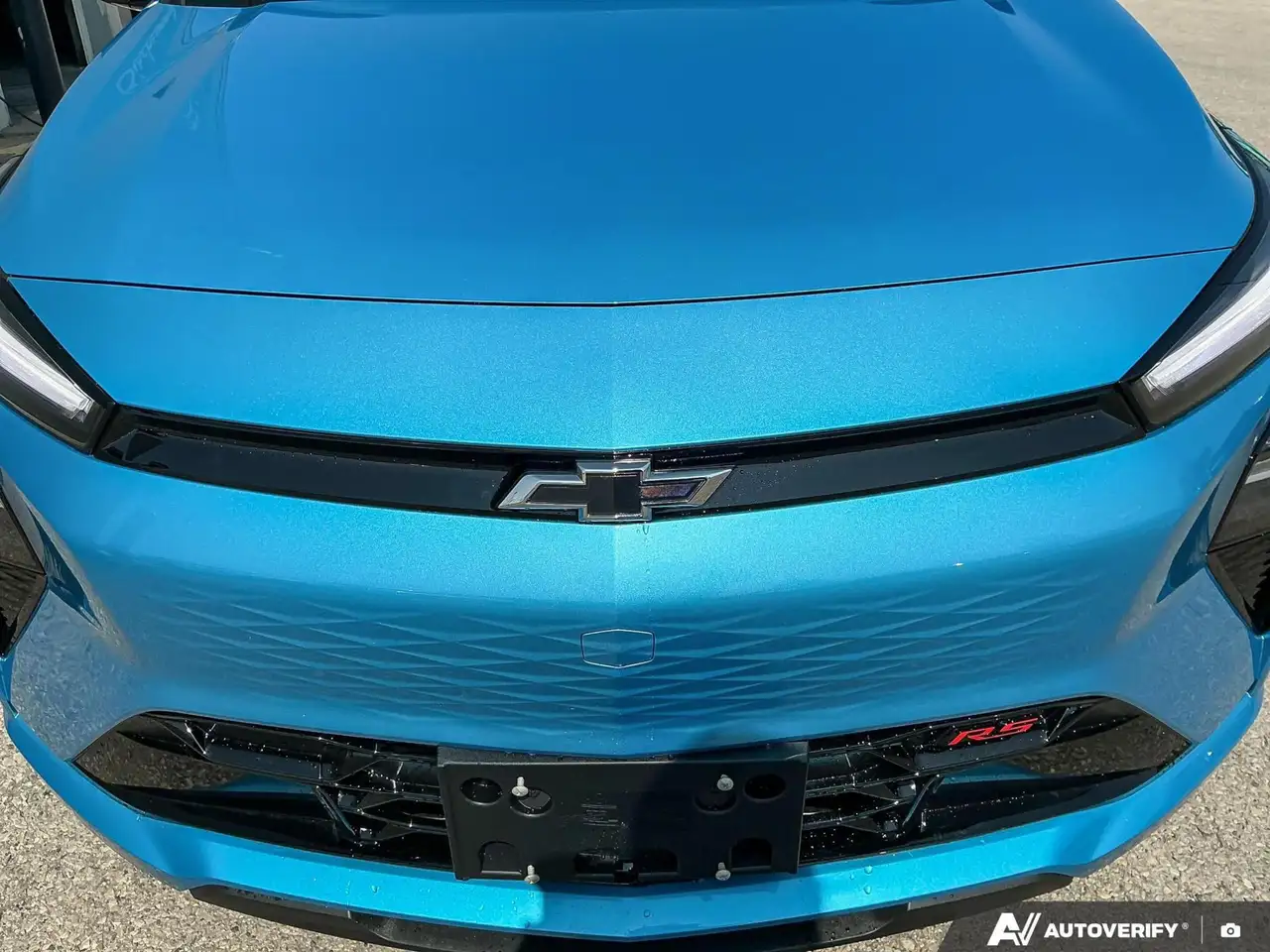 Chevrolet Bolt photo Chevrolet Bolt