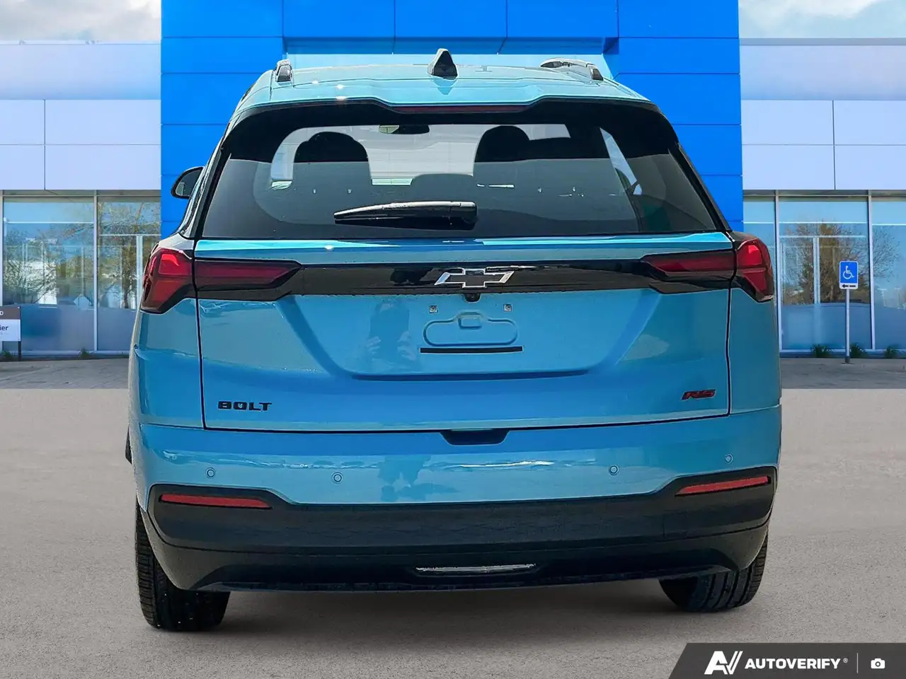 Chevrolet Bolt photo Chevrolet Bolt