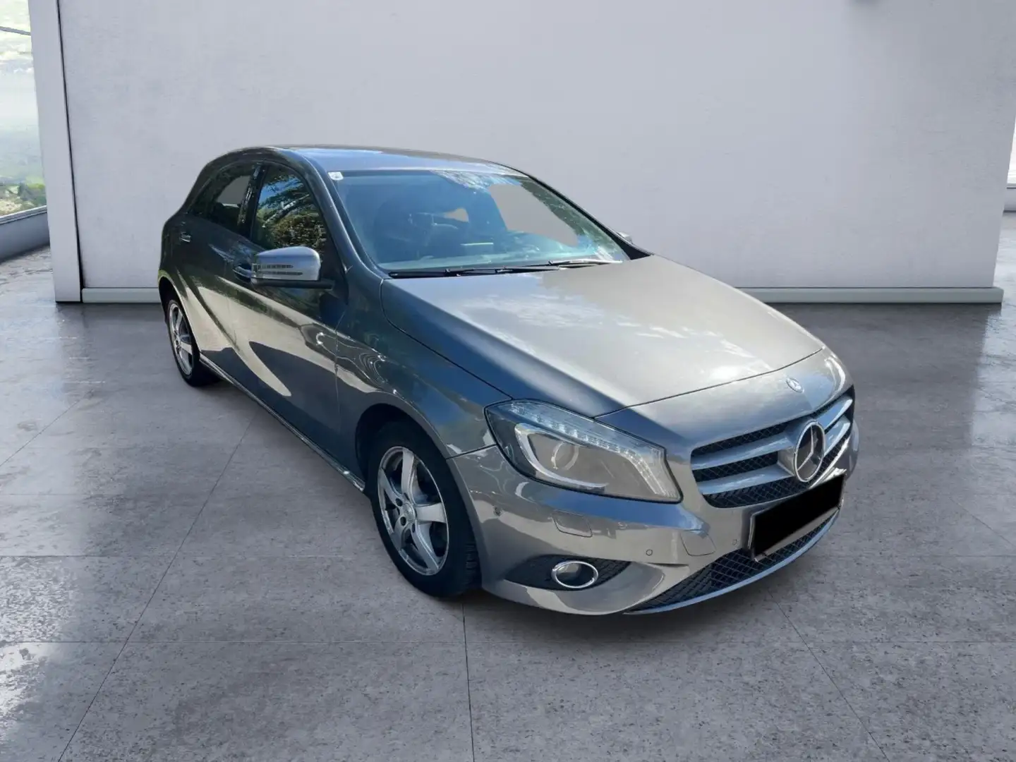 Mercedes-Benz A 200 BlueEfficiency Aut. - 2
