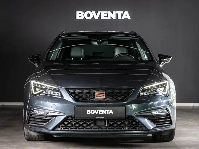 Seat Leon Leon view 2