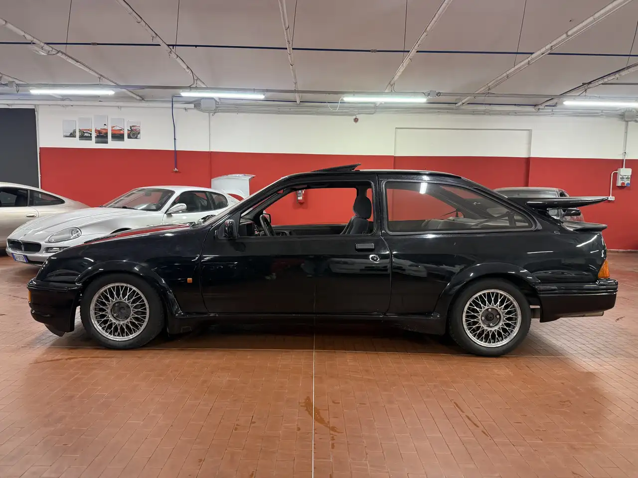 Ford Sierra 3p 2.0 RS Cosworth, foto 5
