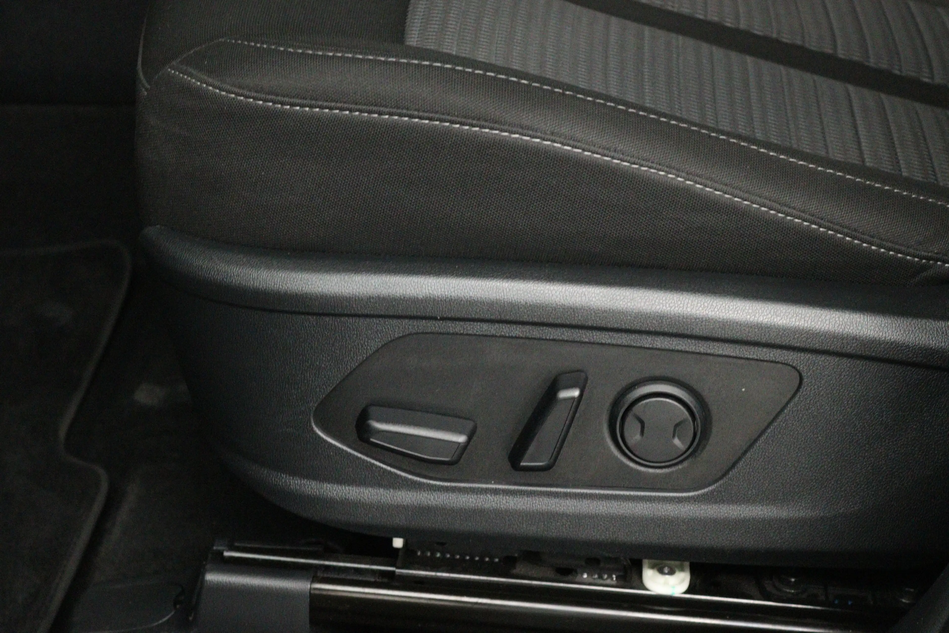 Kia Sorento 1.6 T-GDI Hybrid 2WD DynamicLine 7p (TREKHAAK, CAM — photo 22