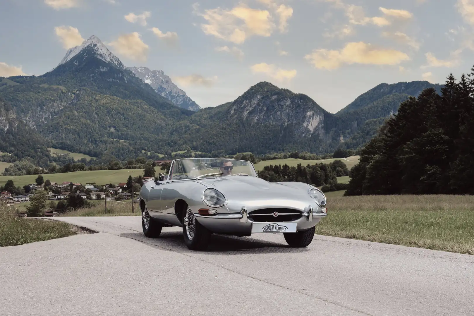 Jaguar E-Type S1 Flat Floor Outside Bonnet Lock Silber - 2