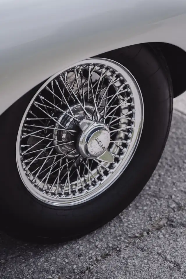 Jaguar E-Type S1 Flat Floor Outside Bonnet Lock, foto 4