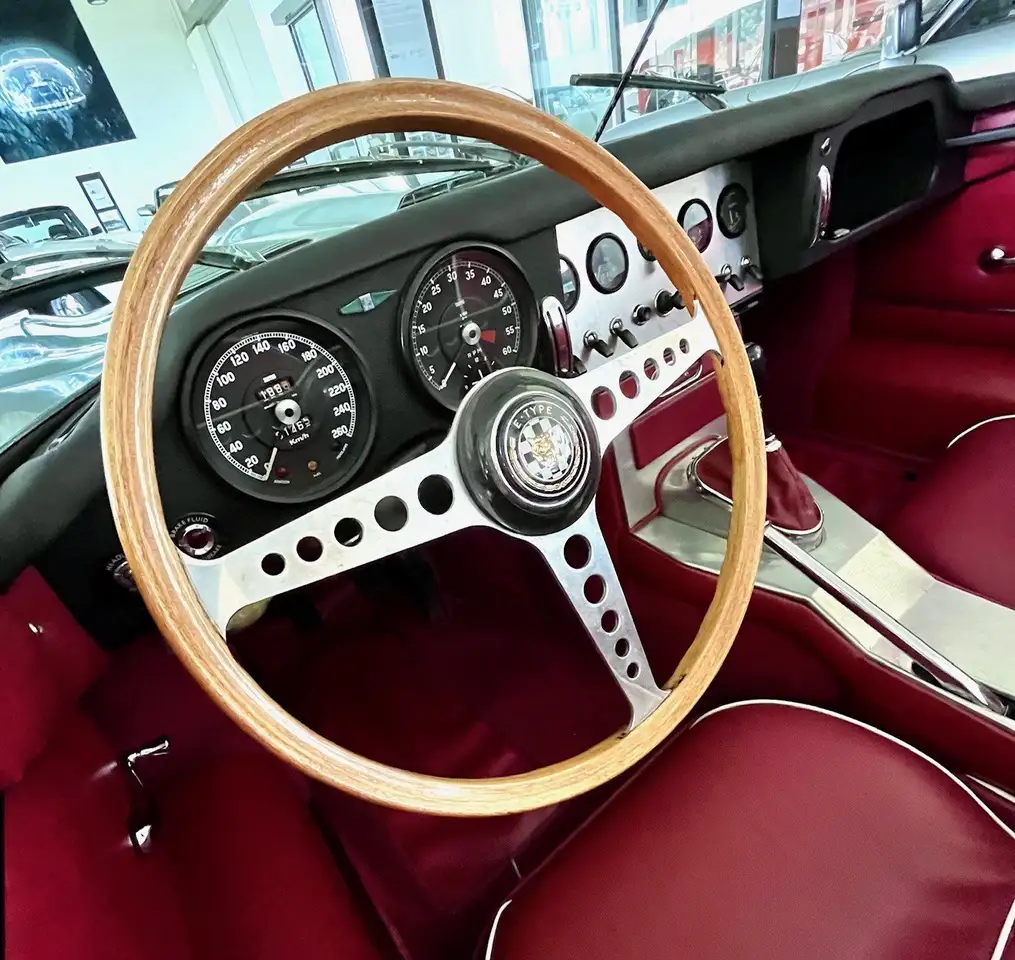 Jaguar E-Type S1 Flat Floor Outside Bonnet Lock, foto 10
