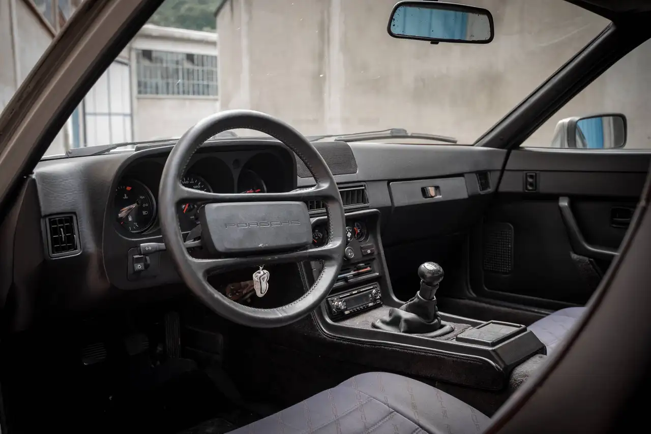 Porsche 924 2.0 Turbo 177cv | Italiana & Targhe Originali, foto 10