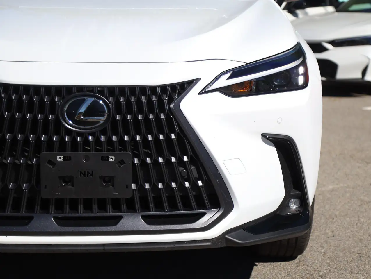 Lexus NX снимка Lexus NX