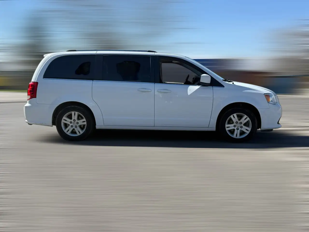 Dodge Grand Caravan снимка Dodge Grand Caravan