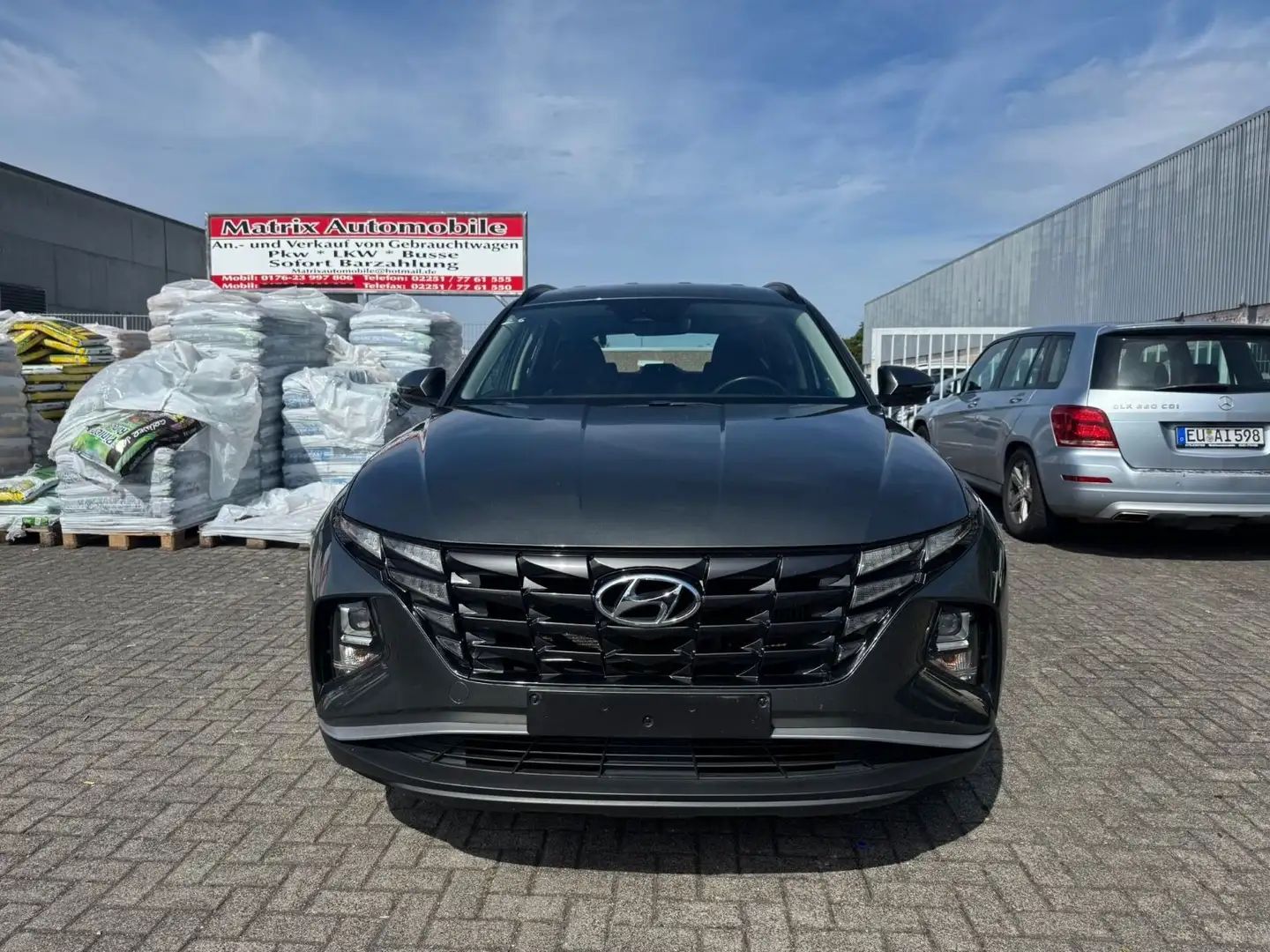 Hyundai TUCSON Select 2WD, Navi , Klima , Kamera , E6 Zwart - 2