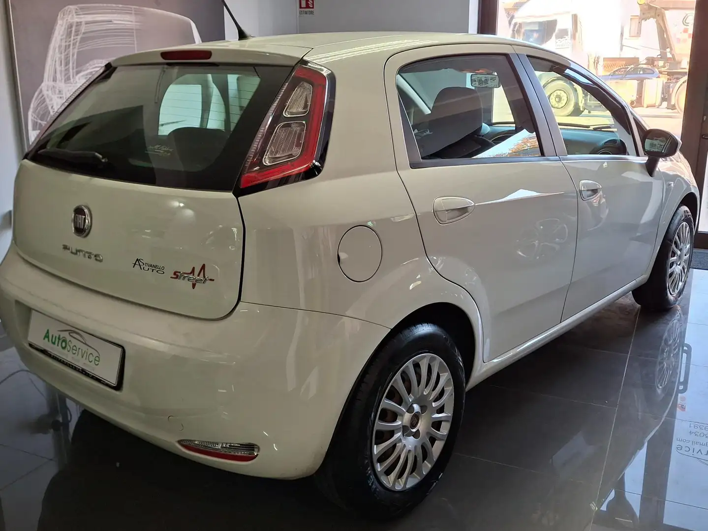 Fiat Punto Punto 5p 1.2 Street Bianco - 1