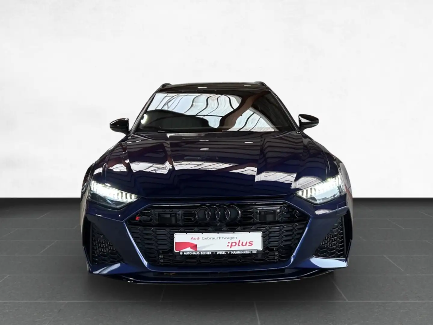 Audi RS6 Avant 4.0 TFSI quattro /AHK/Navi/Pano/HuD Modrá - 2