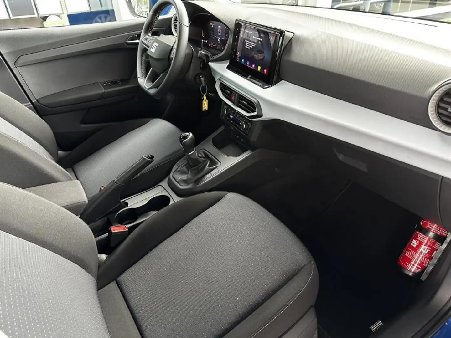 SEAT Ibiza Style Blau - 2