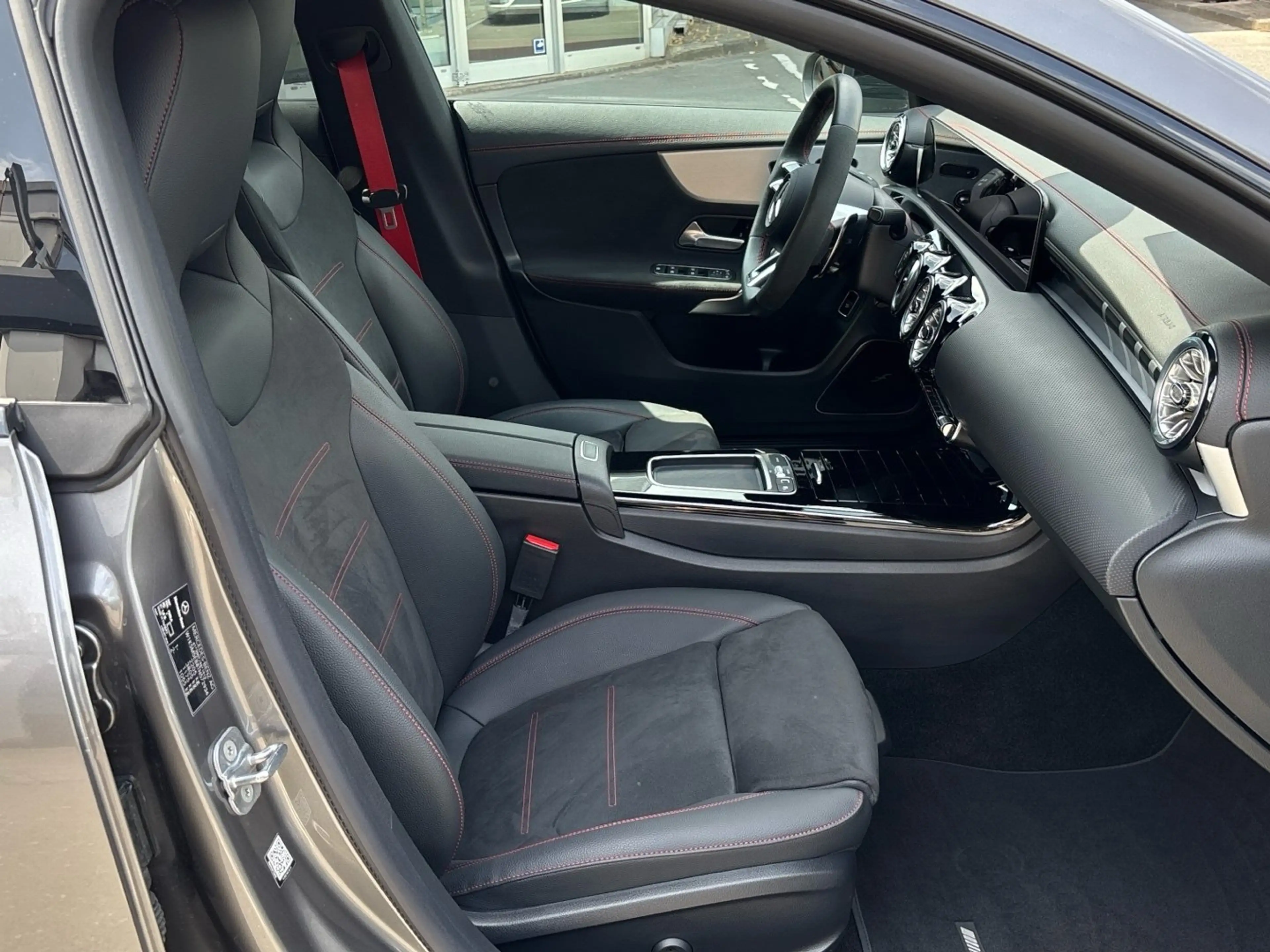 Mercedes-Benz CLA 45 AMG CLA 45 S AMG 4M+ SB Premium+ Night Aero DriversP — photo 13