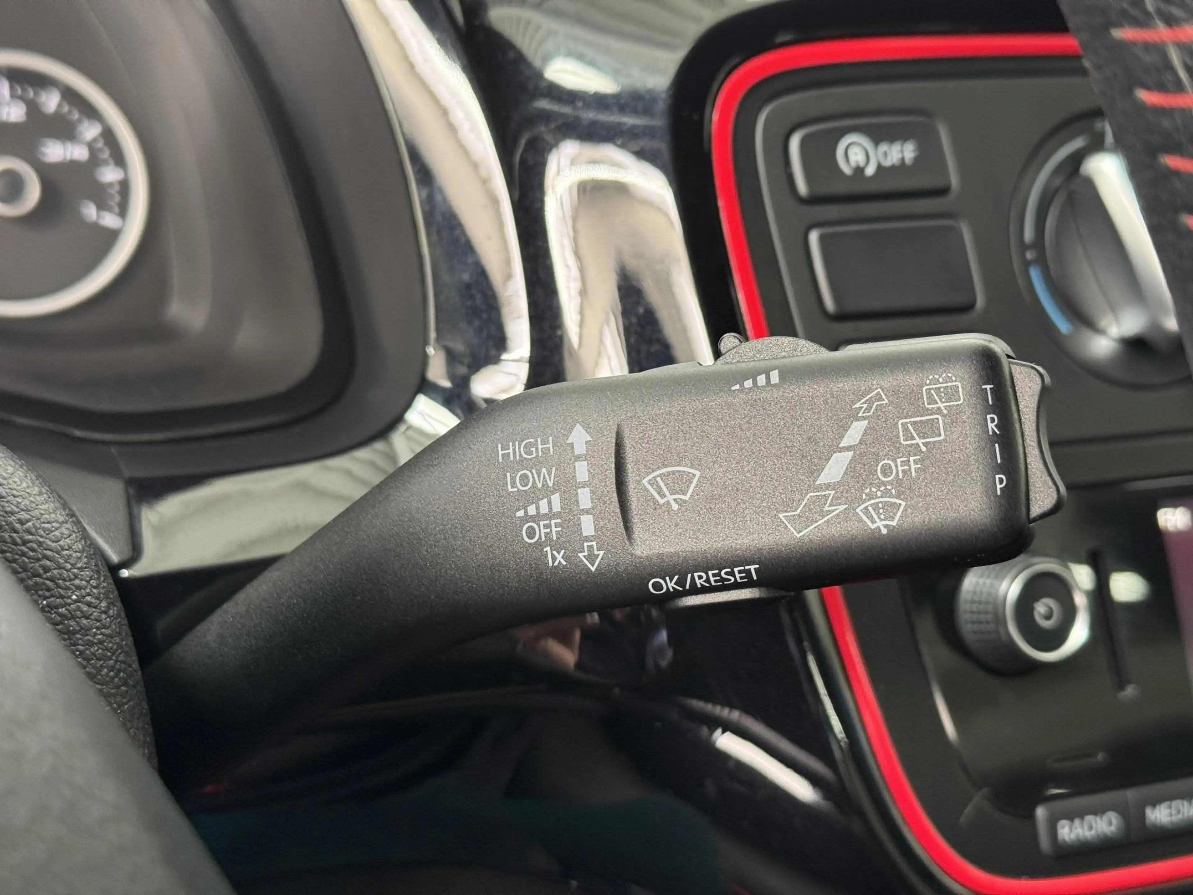 SEAT Mii 1.0 FR | Beats-Audio | Bluetooth | Airco | Lichtme — photo 18