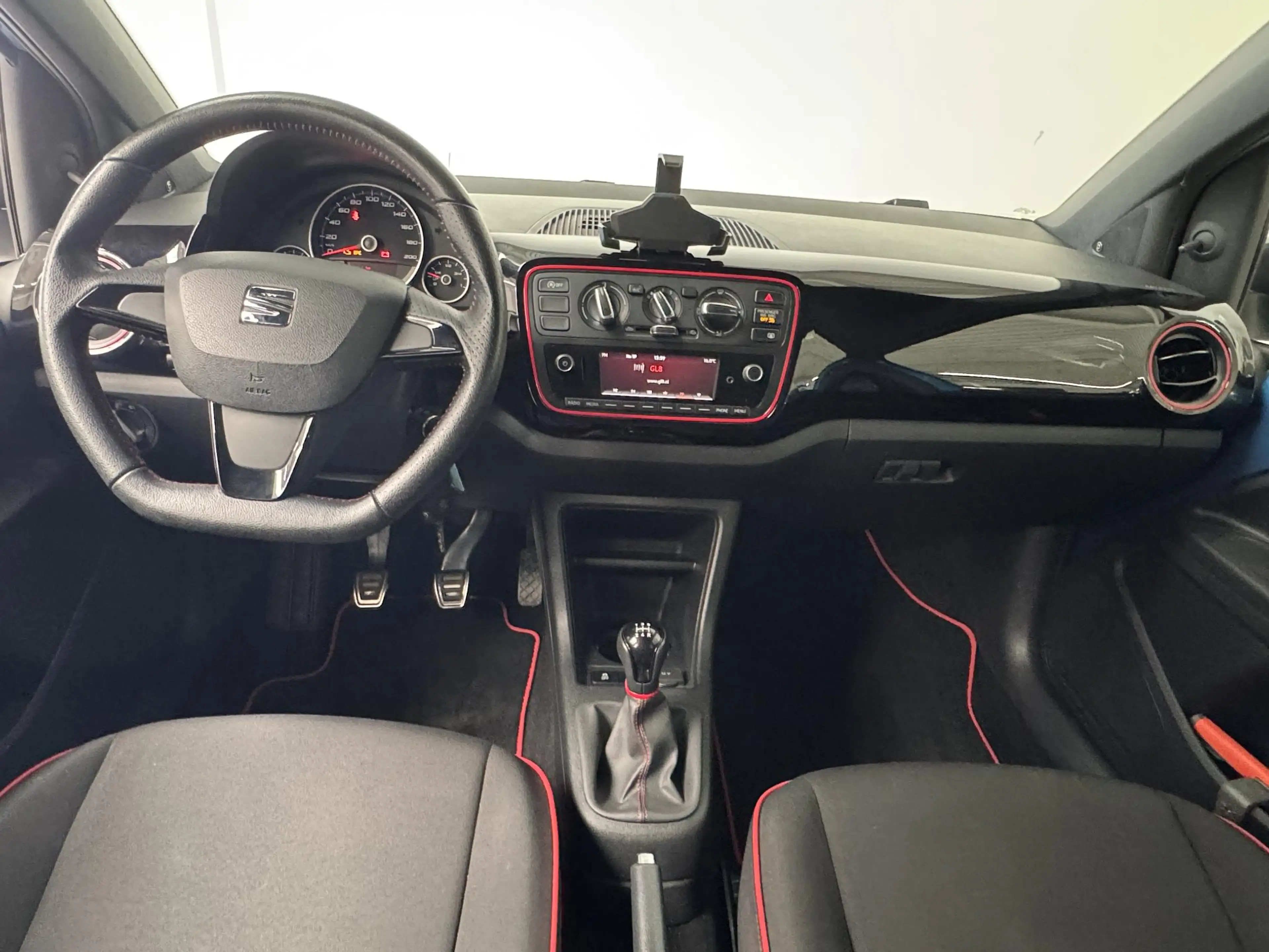 SEAT Mii 1.0 FR | Beats-Audio | Bluetooth | Airco | Lichtme — photo 3