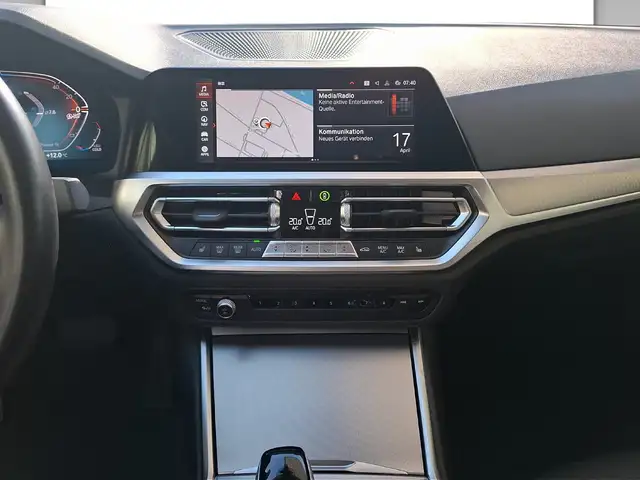 BMW 4 Series view 8
