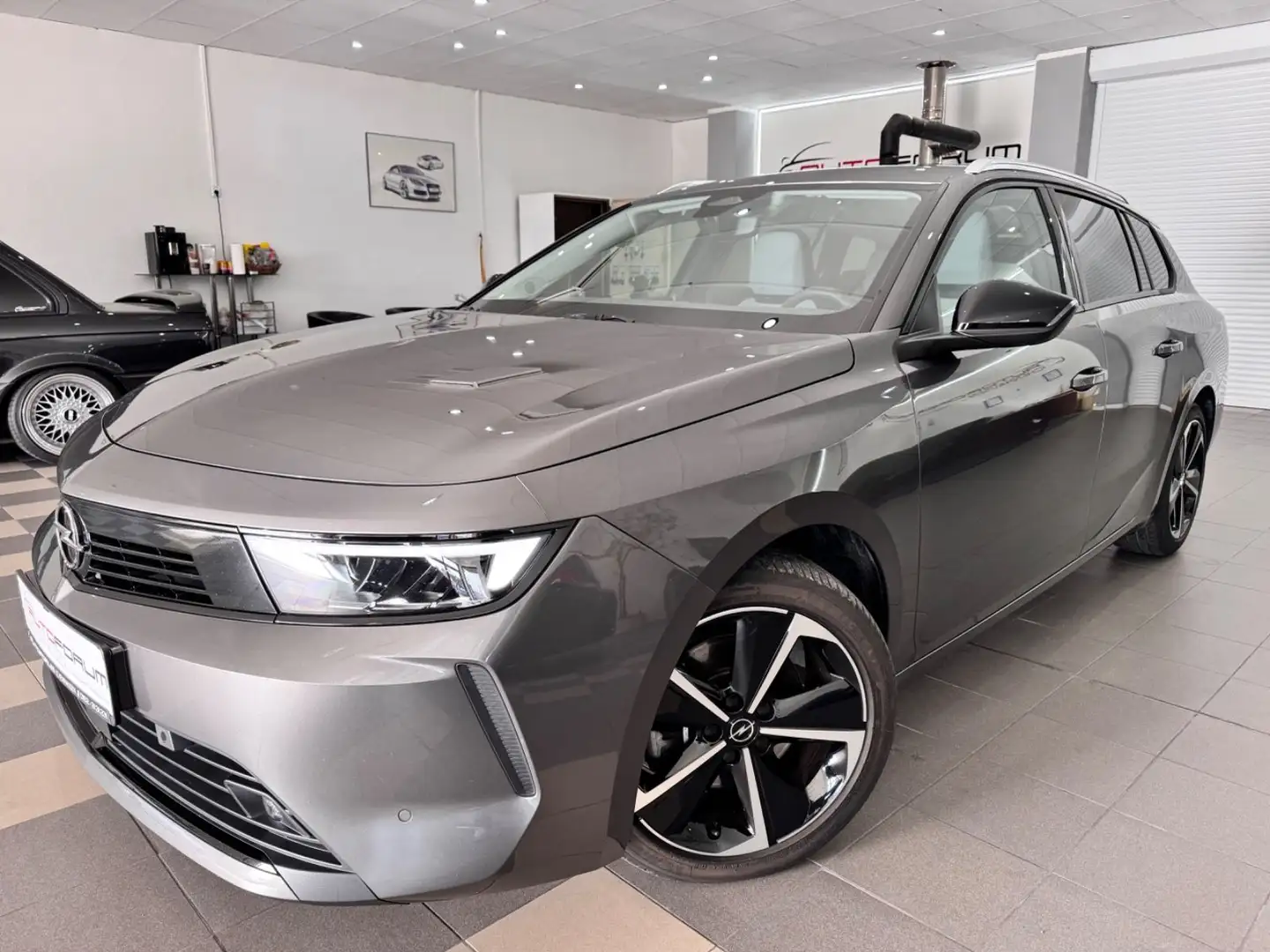 Opel Astra L Sports Tourer Business Elegance Grau - 1