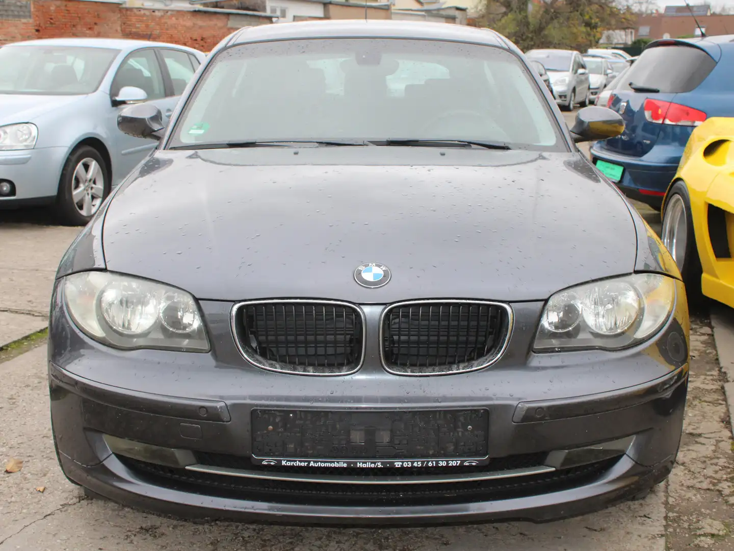 BMW 118 118d*Automatic*HUneu*SH*PDC* Grau - 2