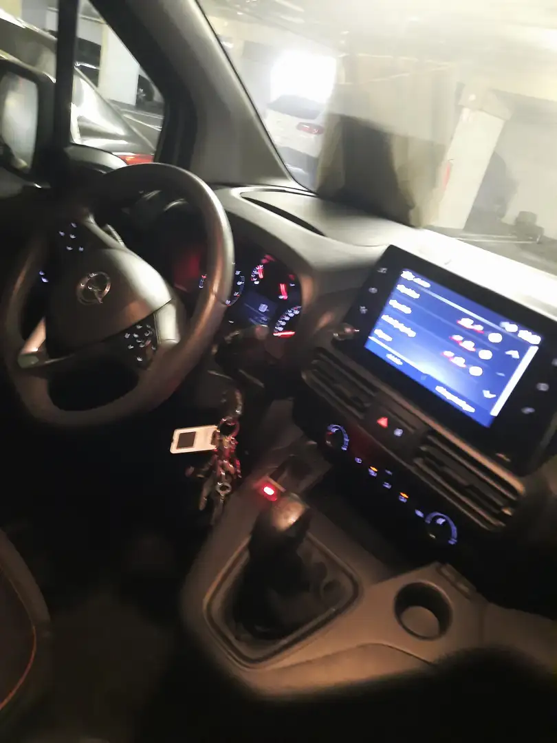 Opel Combo Weiß - 2