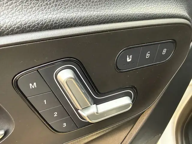 Mercedes-Benz Sprinter view 11