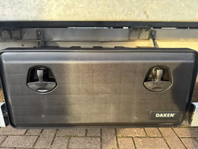 Mercedes-Benz Sprinter view 14
