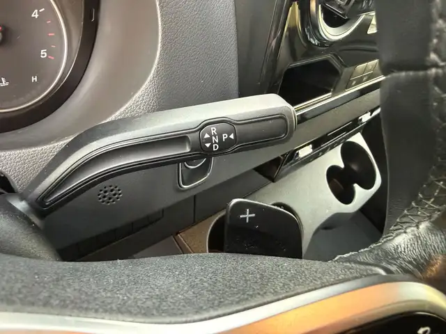Mercedes-Benz Sprinter view 17