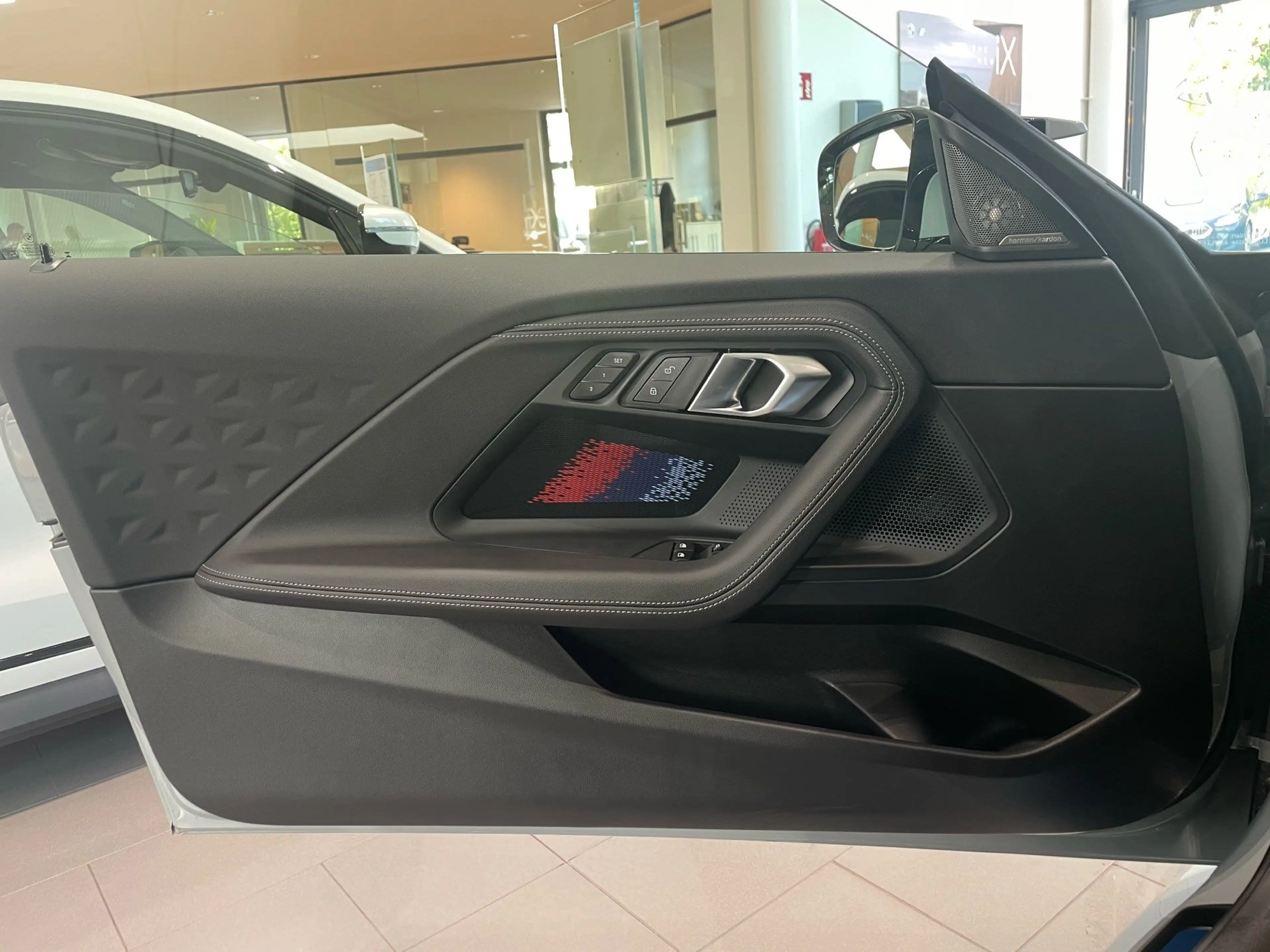 BMW M2 Coupé || H&K Head-Up MSitze Carbondach — photo 4