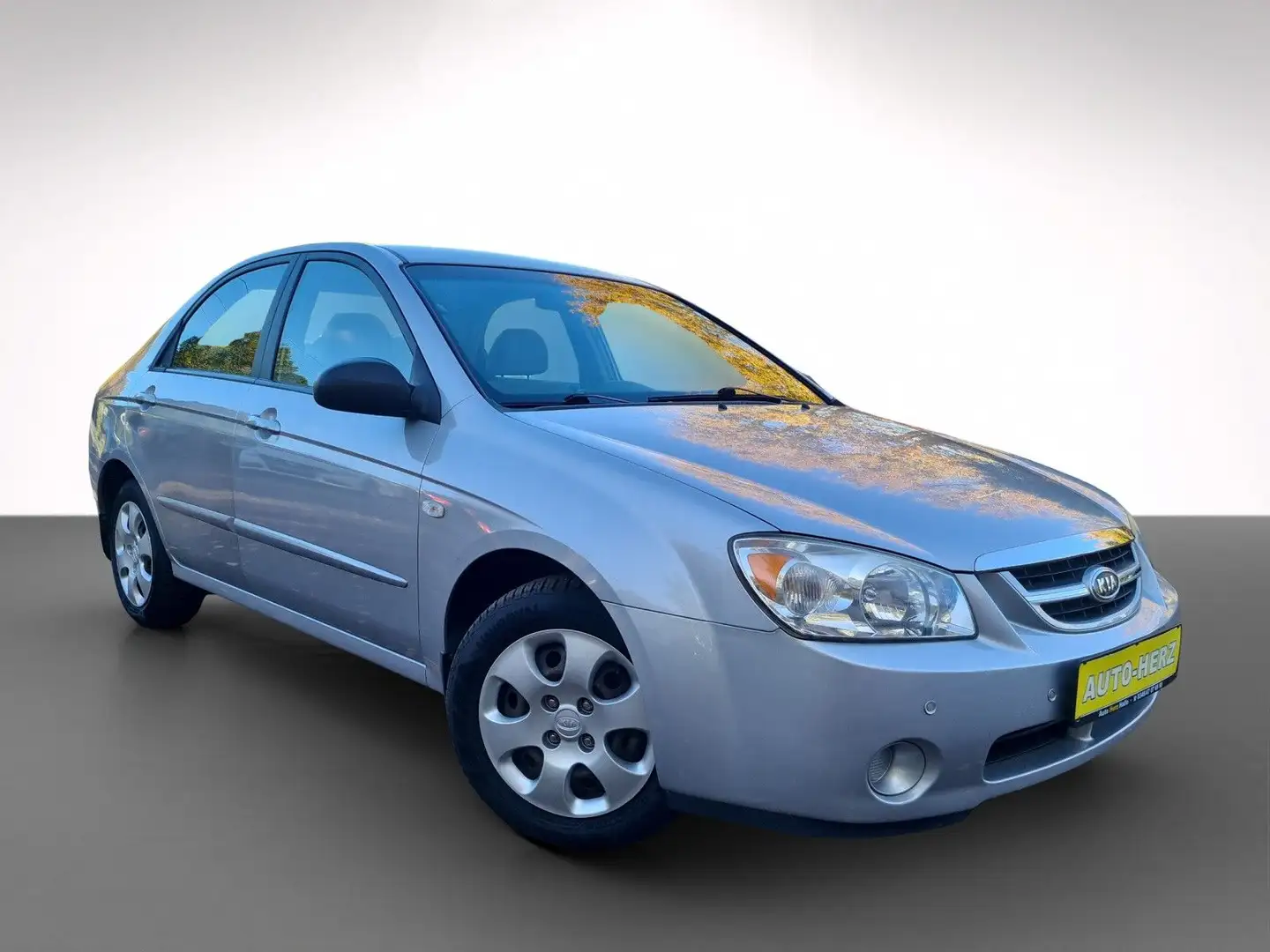 Kia Cerato LX Lim 5-Trg-Klima-PDC vorn&hinten-Navi Schwarz - 1